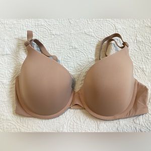 Worn once VS Lightly Lined Demi Bra